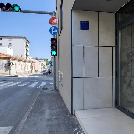 Apartament New Modern Mima Pula