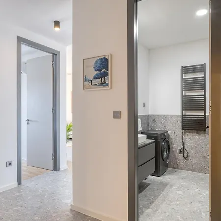 New Modern Mima Apartament *