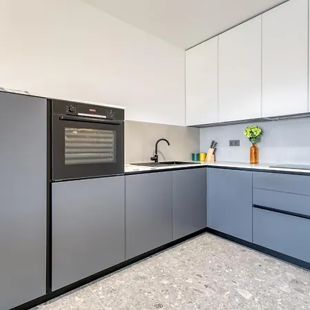 New Modern Mima Lägenhet