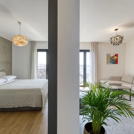 New Modern Mima (adults Only) * Pula