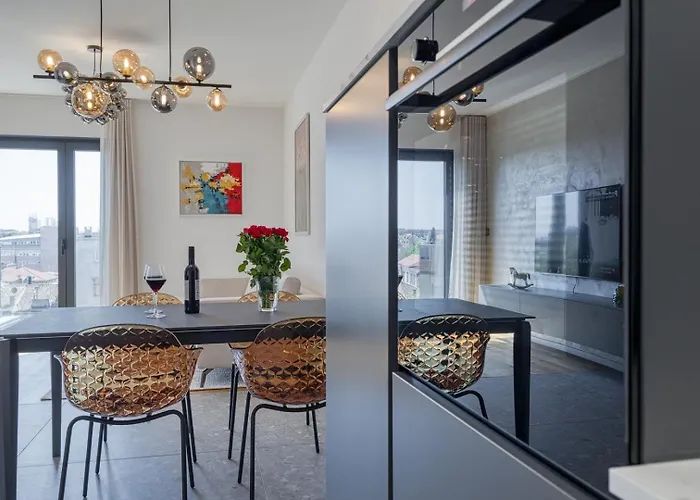 New Modern Mima Apartman